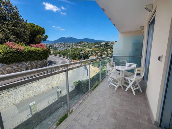 appartamento in vendita a Sanremo in zona Coldirodi
