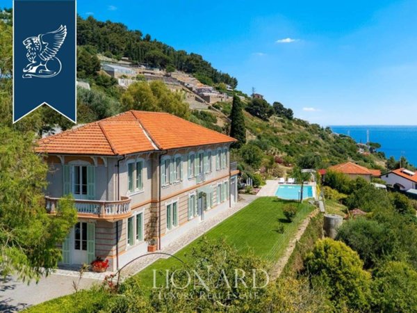 casa indipendente in vendita a Sanremo in zona Poggio