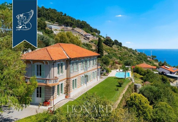 casa indipendente in vendita a Sanremo in zona Poggio
