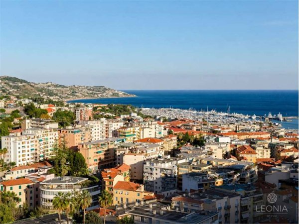intera palazzina in vendita a Sanremo