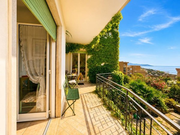 casa indipendente in vendita a Sanremo