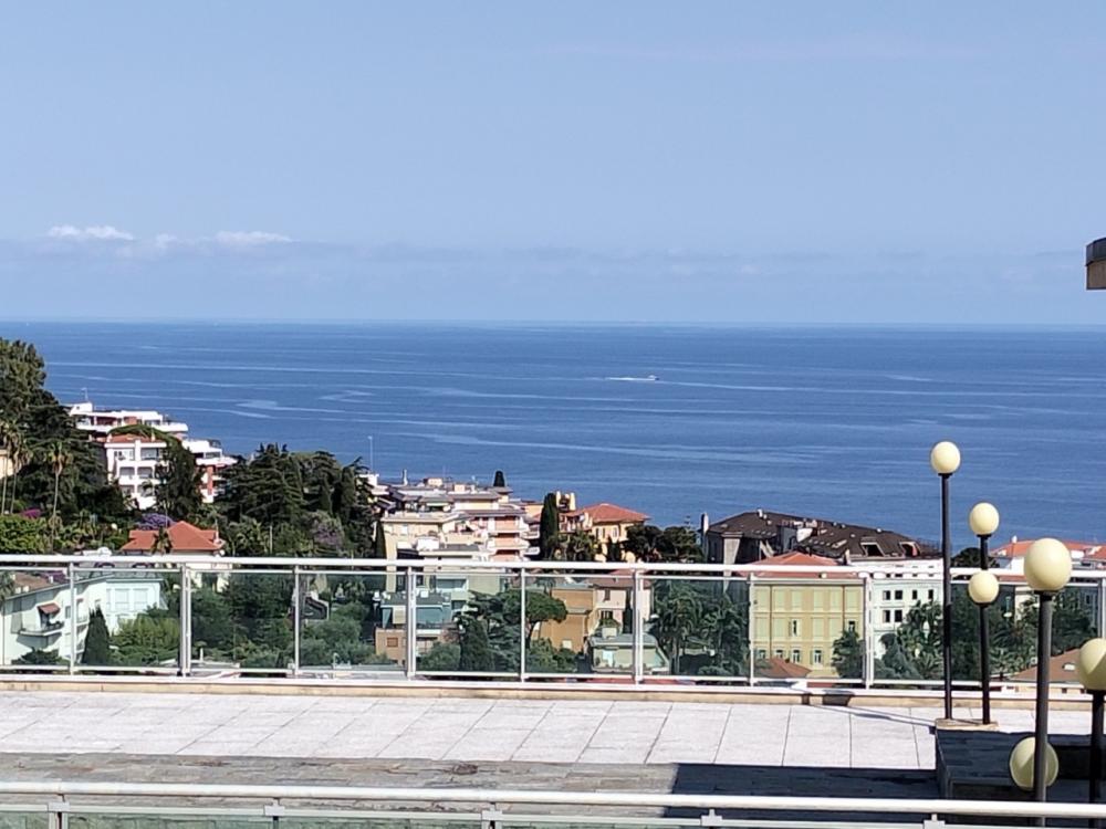 appartamento in vendita a Sanremo in zona Coldirodi