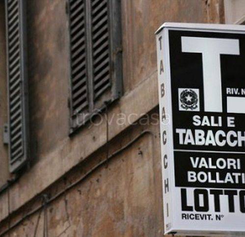 negozio in vendita a Sanremo