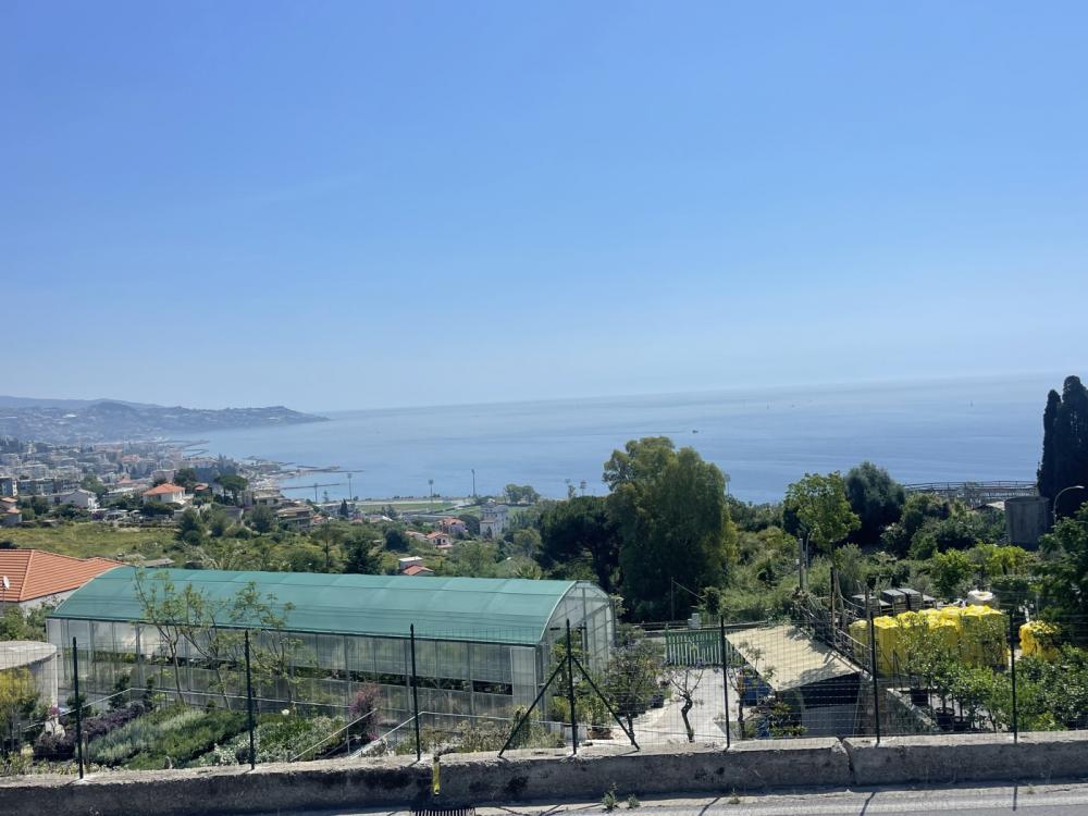 casa indipendente in vendita a Sanremo