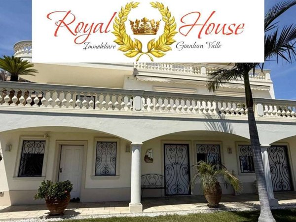 casa indipendente in vendita a Sanremo