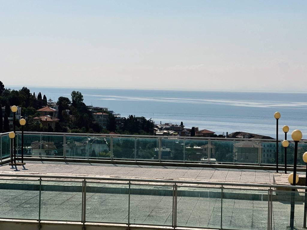 appartamento in vendita a Sanremo in zona Coldirodi