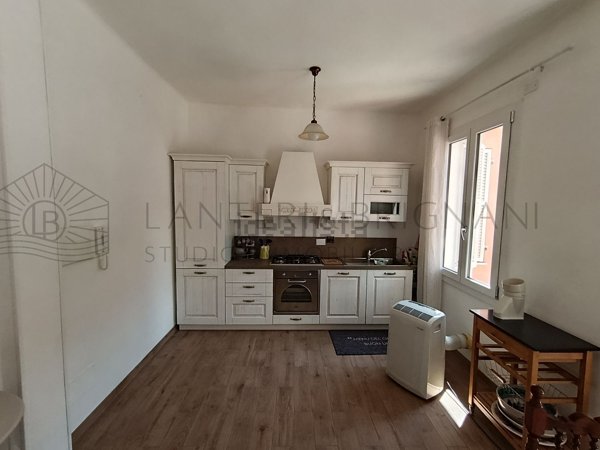 appartamento in vendita a Sanremo in zona Poggio