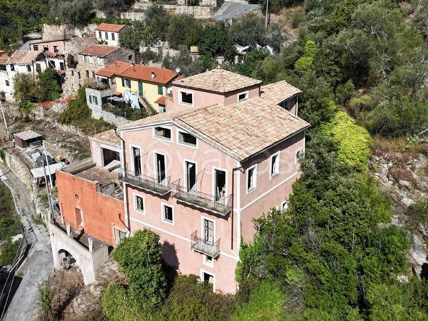 casa indipendente in vendita a Sanremo