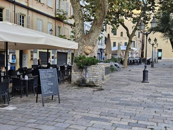 negozio in vendita a Sanremo
