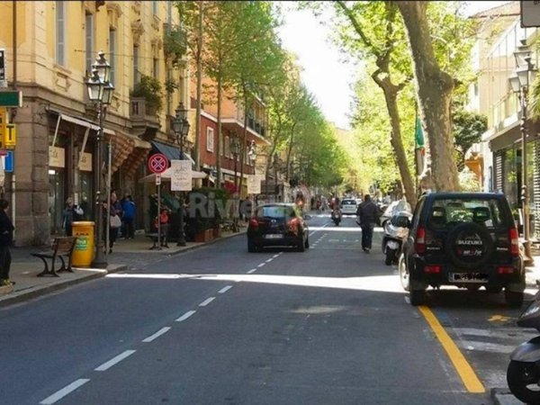 ufficio in vendita a Sanremo