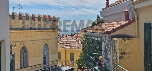 appartamento in vendita a Sanremo in zona Bussana