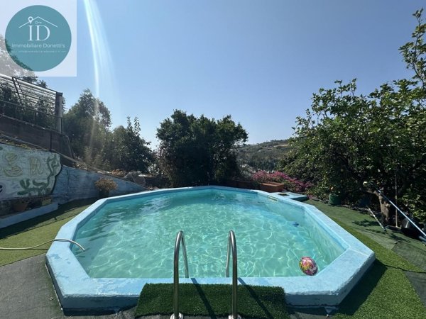 casa indipendente in vendita a Sanremo