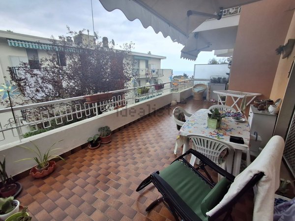 appartamento in vendita a Sanremo in zona Coldirodi