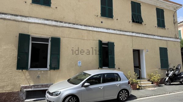 appartamento in vendita a Sanremo in zona Poggio
