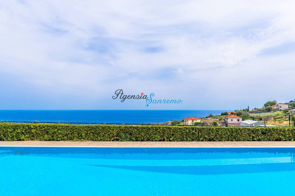 casa indipendente in vendita a Sanremo