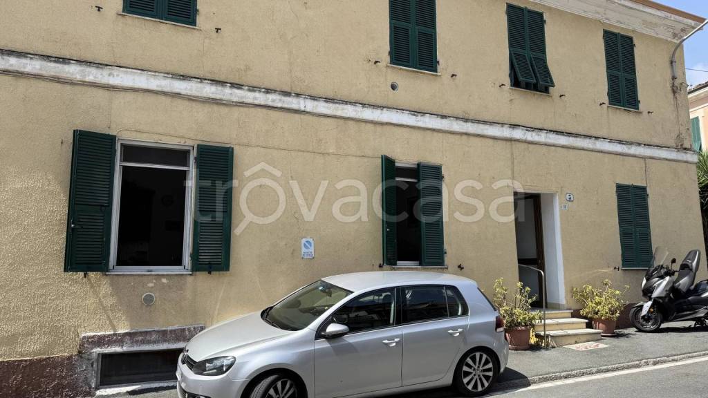 appartamento in vendita a Sanremo in zona Poggio