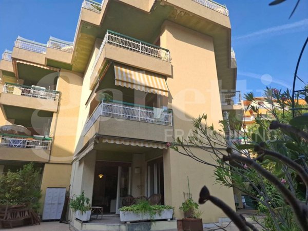 appartamento in vendita a Sanremo in zona Coldirodi