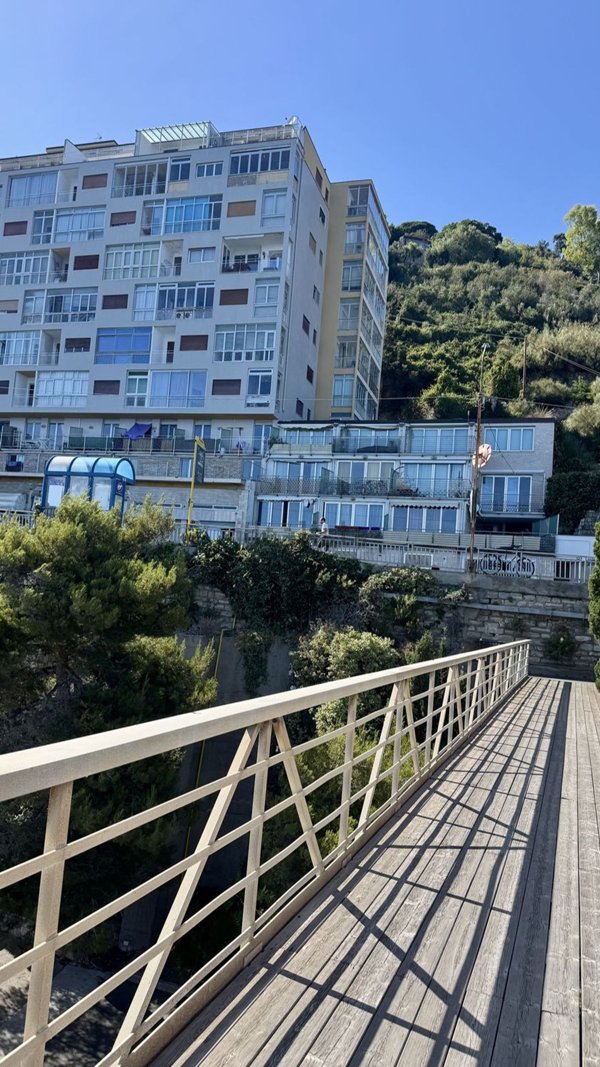 appartamento in vendita a Sanremo in zona Coldirodi