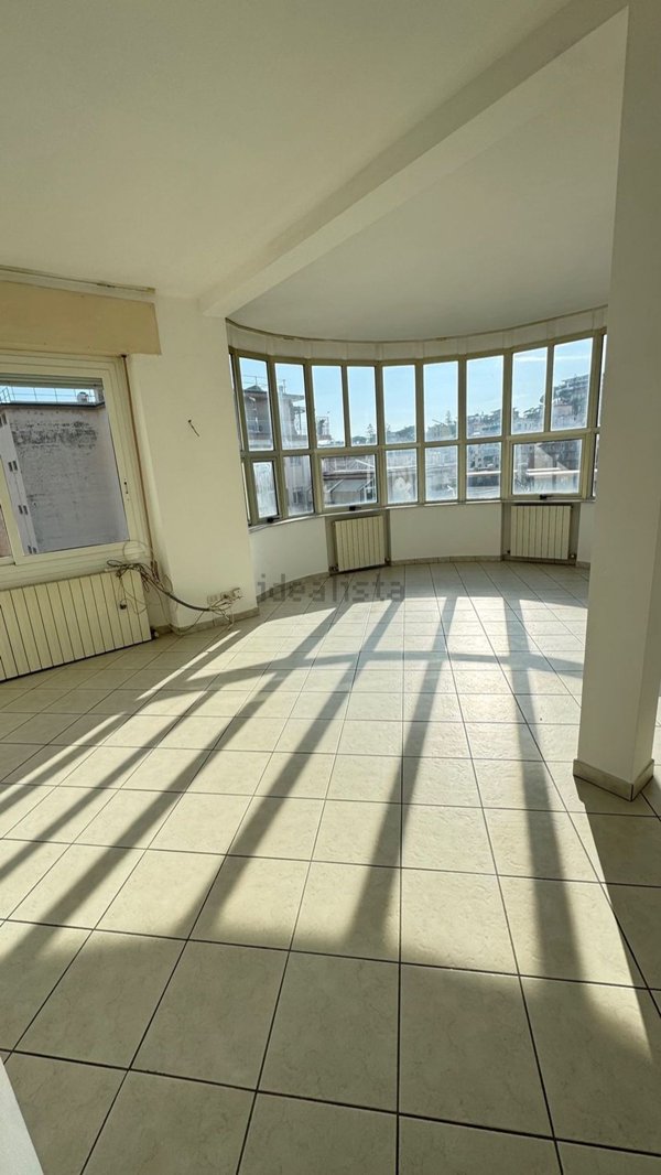 appartamento in vendita a Sanremo in zona Poggio