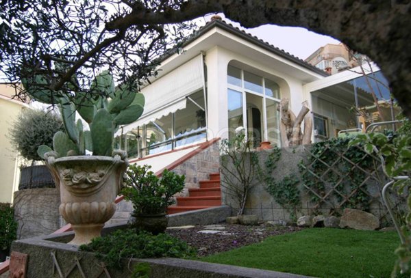 casa indipendente in vendita a Sanremo