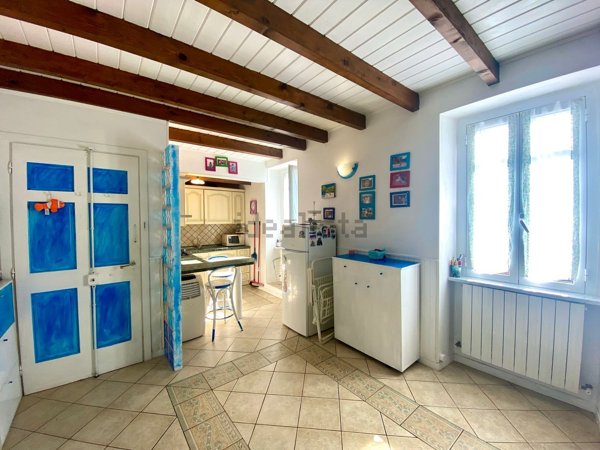 appartamento in vendita a Sanremo in zona Bussana