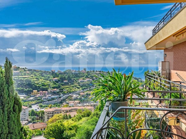 appartamento in vendita a Sanremo in zona Poggio