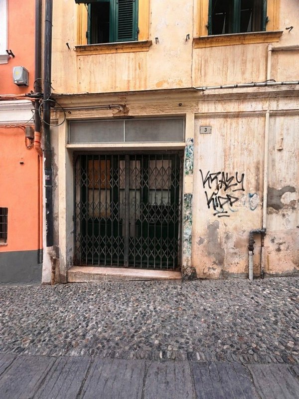 negozio in vendita a Sanremo