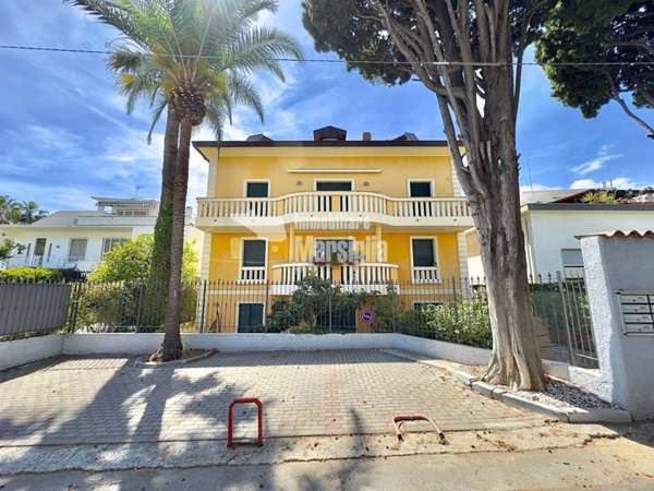 appartamento in vendita a Sanremo