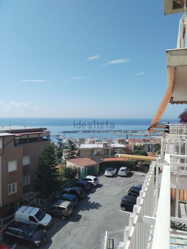 appartamento in vendita a Sanremo in zona Poggio