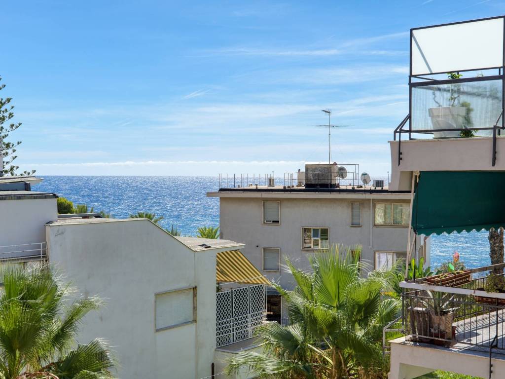 appartamento in vendita a Sanremo