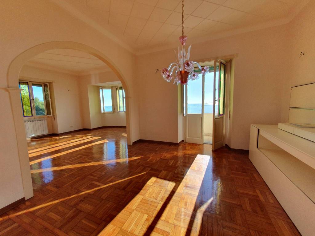 appartamento in vendita a Sanremo