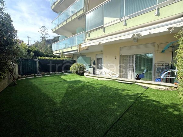 appartamento in vendita a Sanremo in zona Coldirodi
