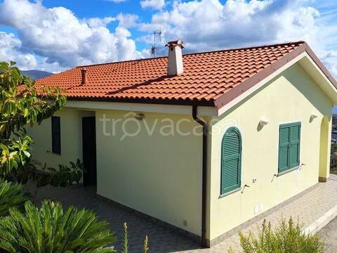 casa indipendente in vendita a Sanremo in zona Poggio