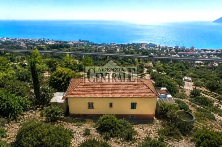 casa indipendente in vendita a Sanremo