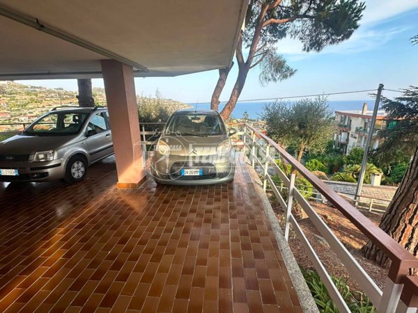 box auto in vendita a Sanremo