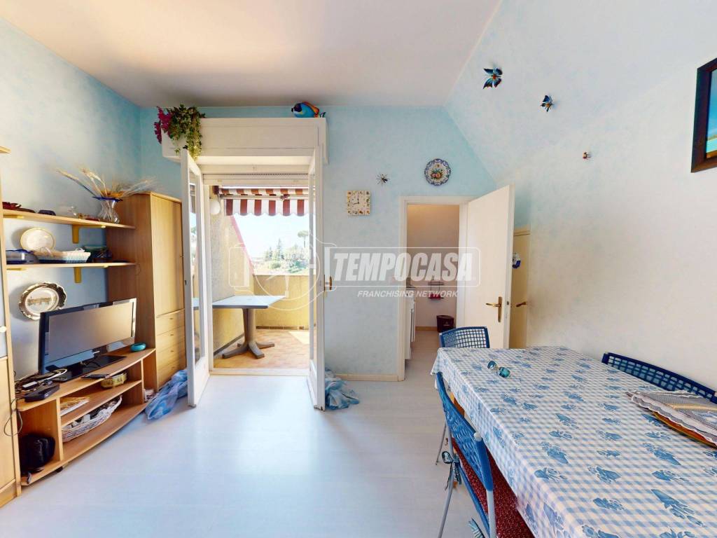 appartamento in vendita a Sanremo in zona Poggio