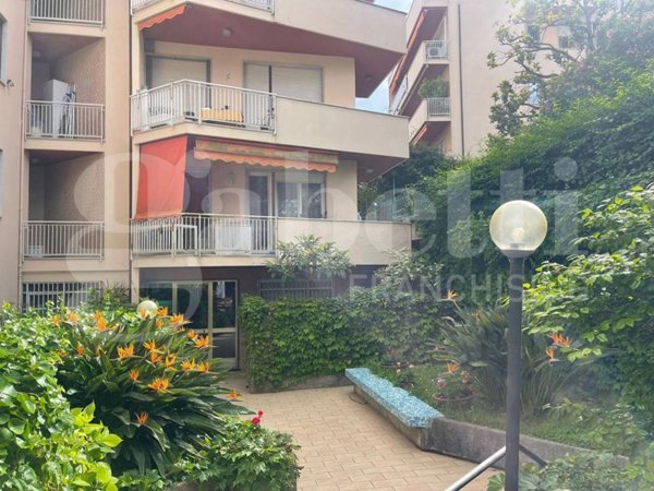 appartamento in vendita a Sanremo in zona Coldirodi