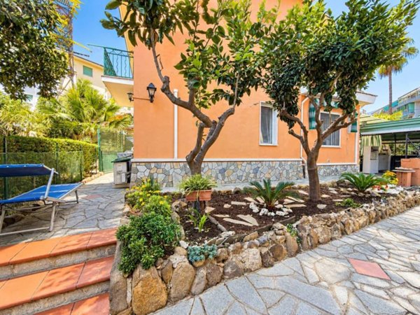 appartamento in vendita a Sanremo