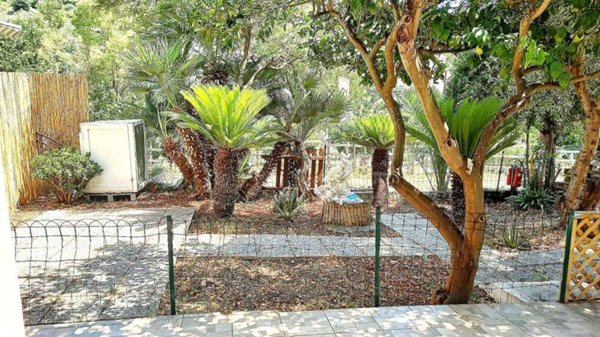 appartamento in vendita a Sanremo in zona Poggio