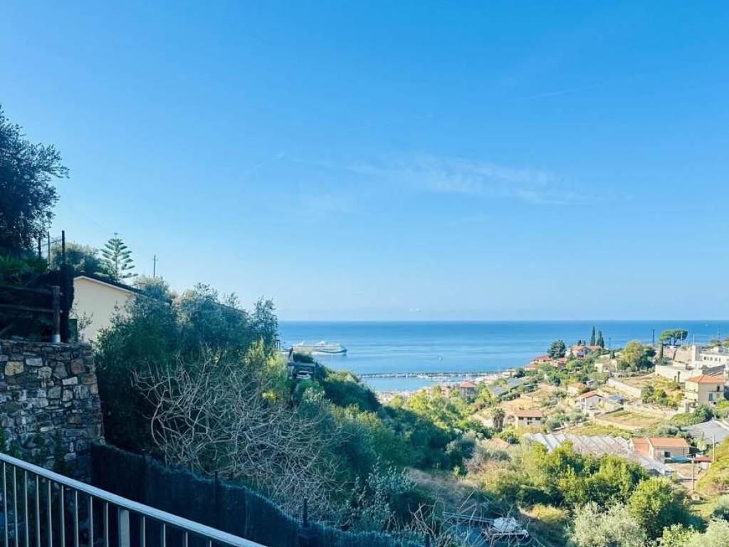 casa indipendente in vendita a Sanremo