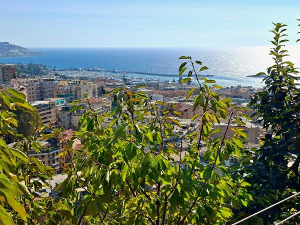 casa indipendente in vendita a Sanremo
