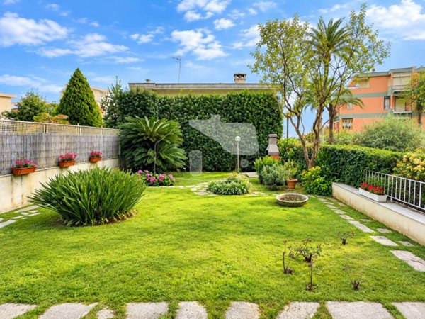 appartamento in vendita a Sanremo