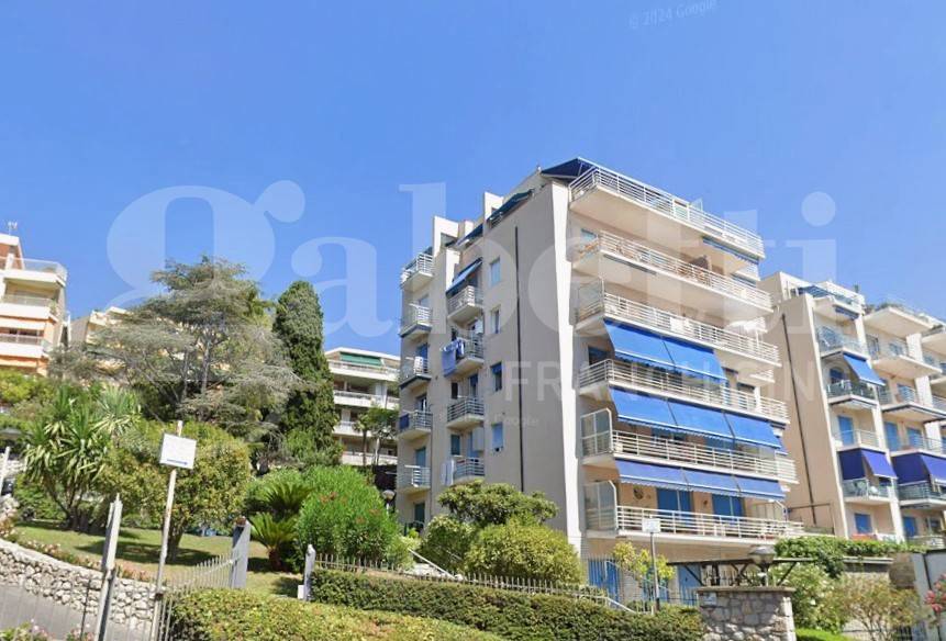 appartamento in vendita a Sanremo in zona Coldirodi