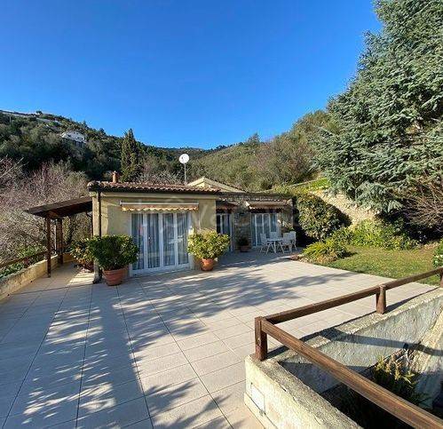 casa indipendente in vendita a Sanremo