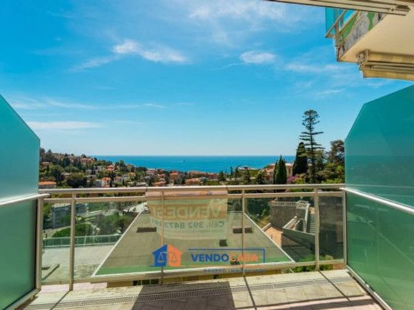 appartamento in vendita a Sanremo in zona Coldirodi