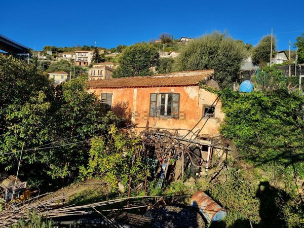 casale in vendita a Sanremo