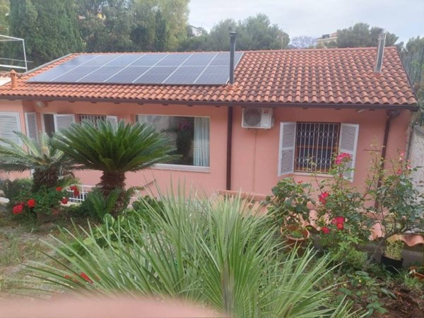 appartamento in vendita a Sanremo in zona Coldirodi