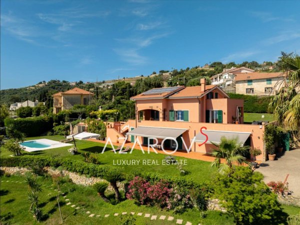 casa indipendente in vendita a Sanremo in zona Coldirodi