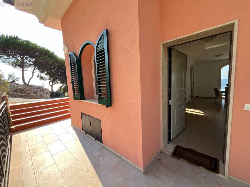 appartamento in vendita a Sanremo in zona Poggio