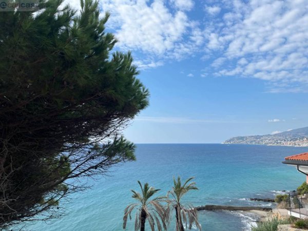 appartamento in vendita a Sanremo